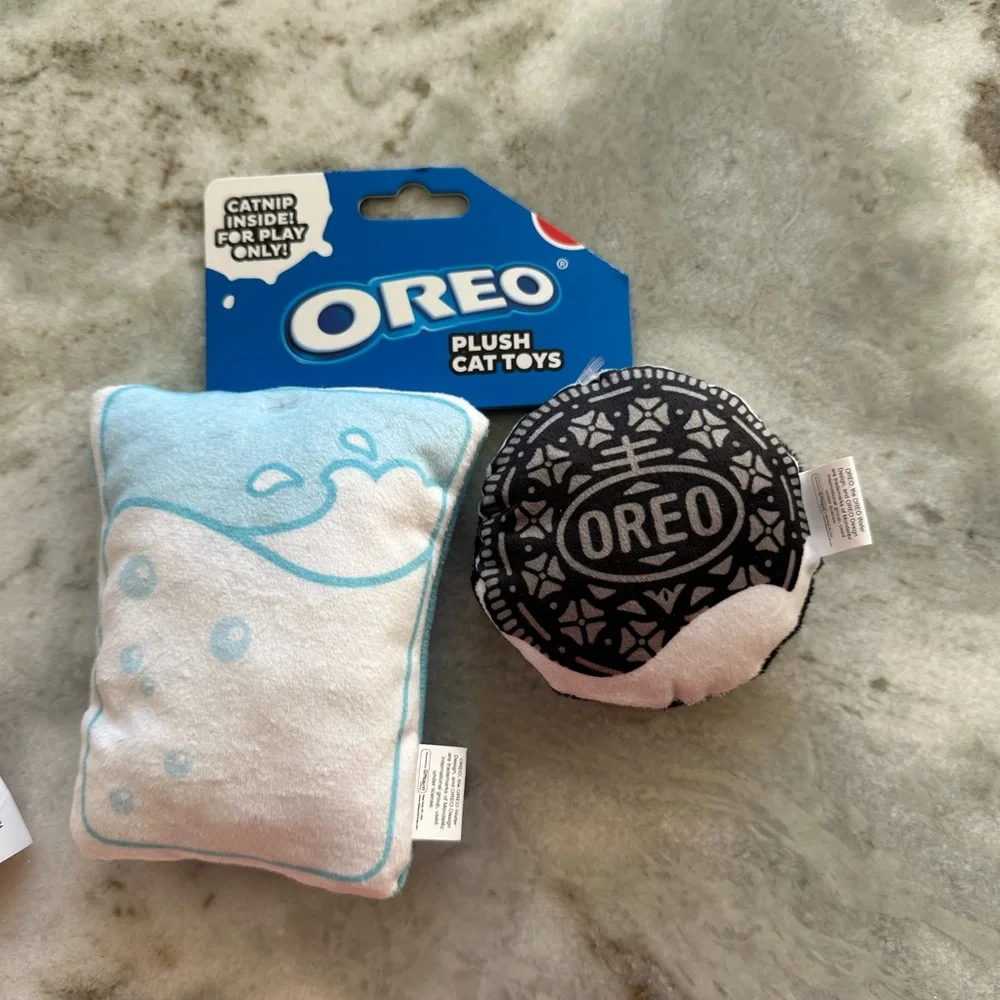 Heinz and Oreo Plush Cat Toys Set